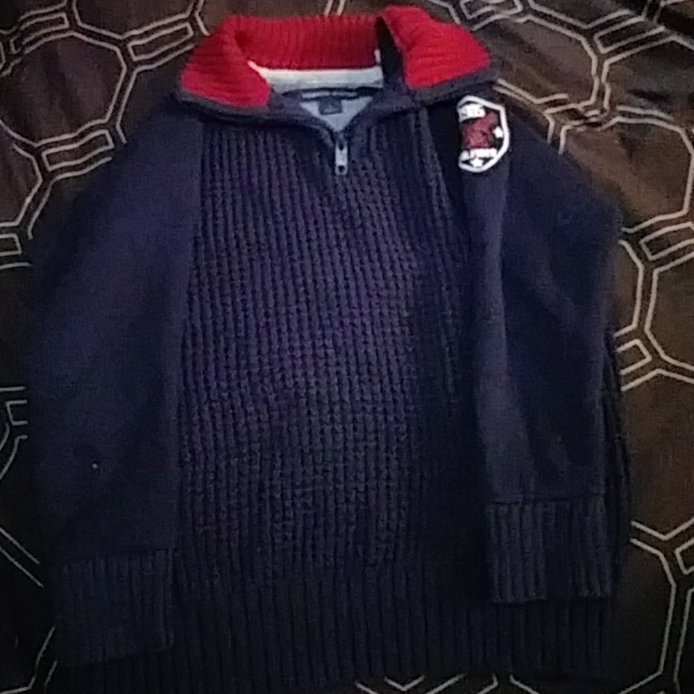 Hilfiger sweater navt blue and red